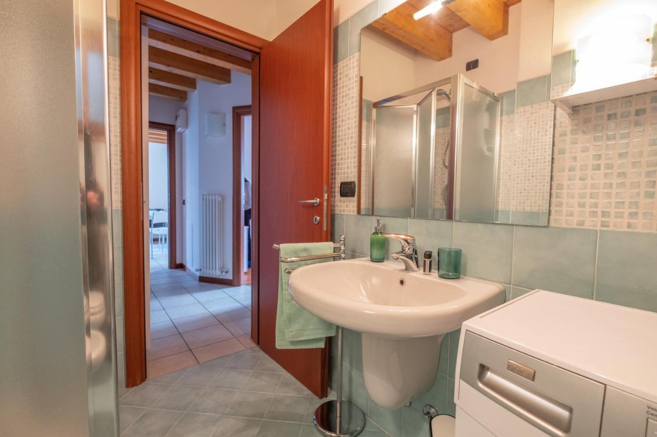 Happy Guest Apartments - Lake & Relax Riva di Solto Exterior foto